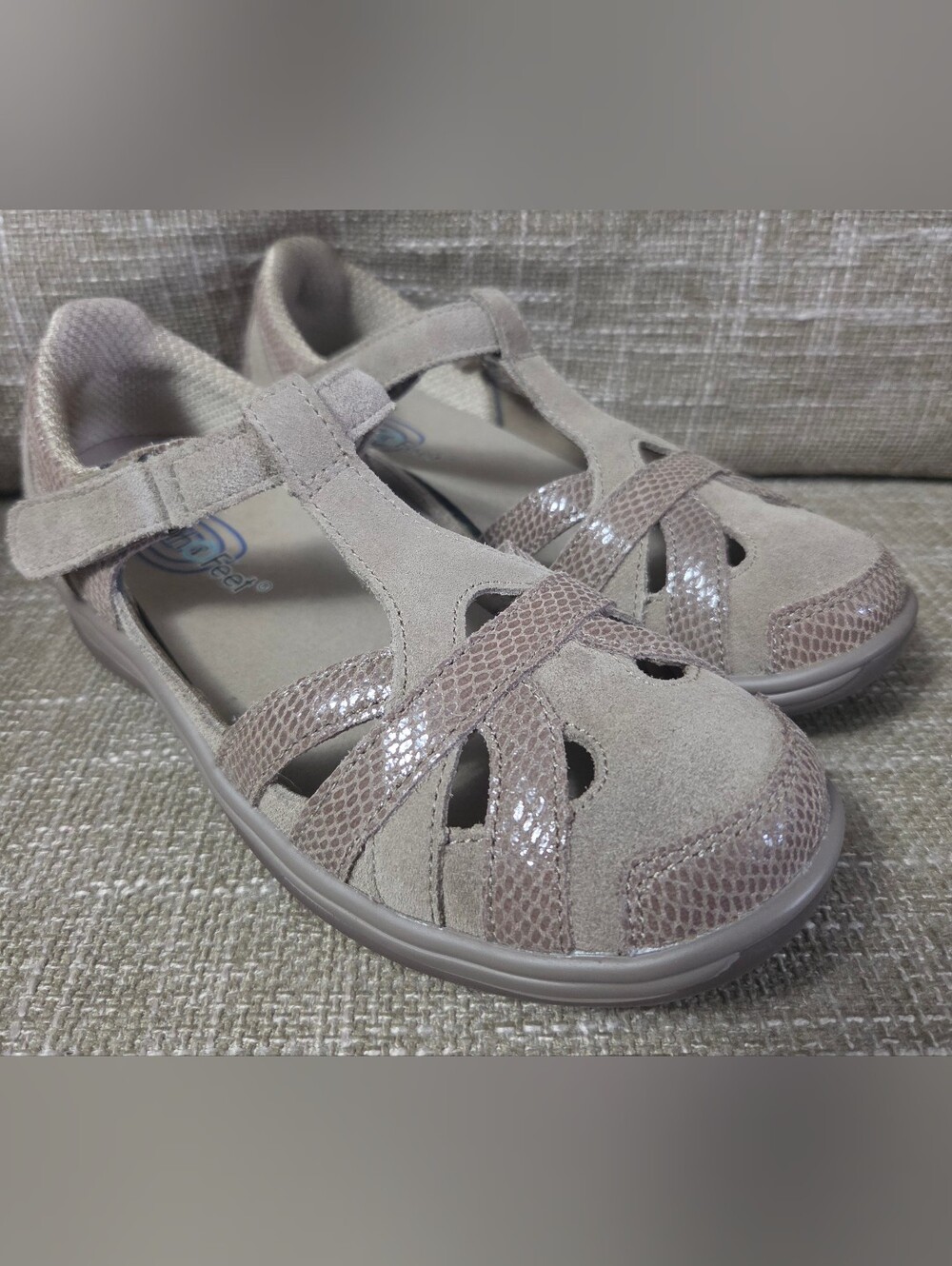 Orthofeet Juno 60803 Women's Closed Toe Sandal Taupe Suede Comfort Shoes Size 5